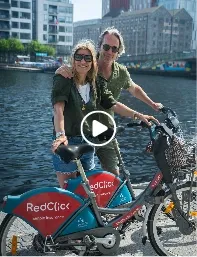 Model Strangers Couple