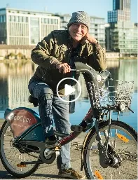 Model Strangers Meet Terry